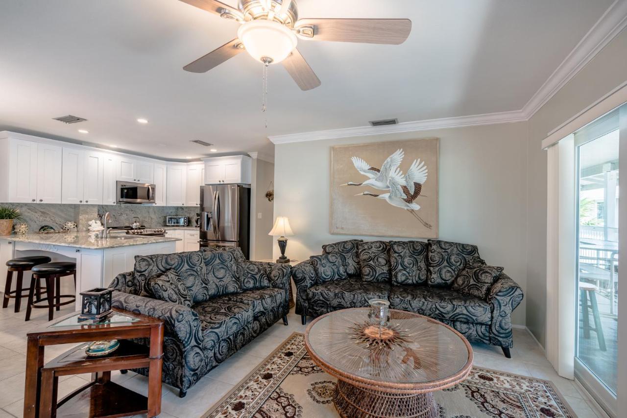 Shore Haven Unit 5A, 2 Bedroom, WIFI, Gulf View, Sleeps 4 Clearwater Beach Buitenkant foto