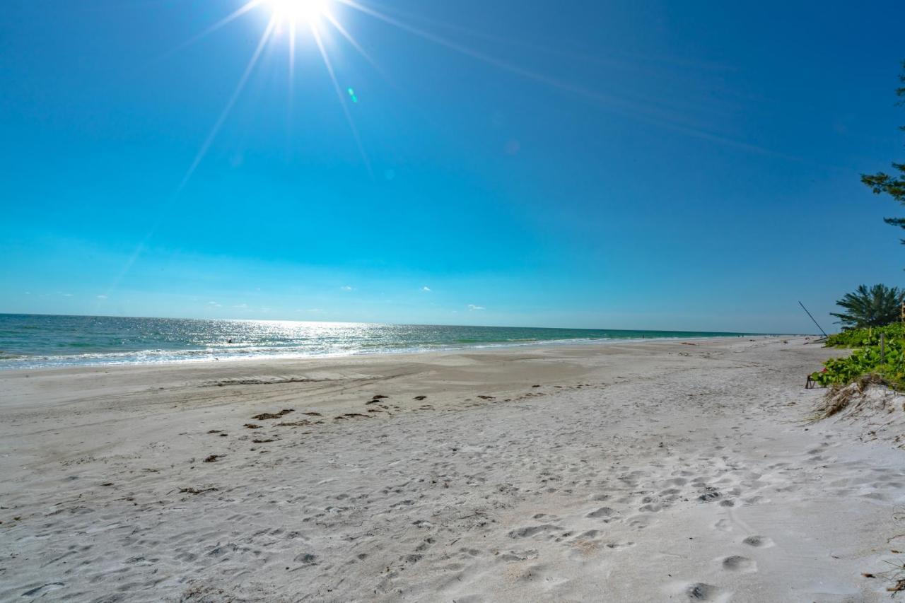 Shore Haven Unit 5A, 2 Bedroom, WIFI, Gulf View, Sleeps 4 Clearwater Beach Buitenkant foto