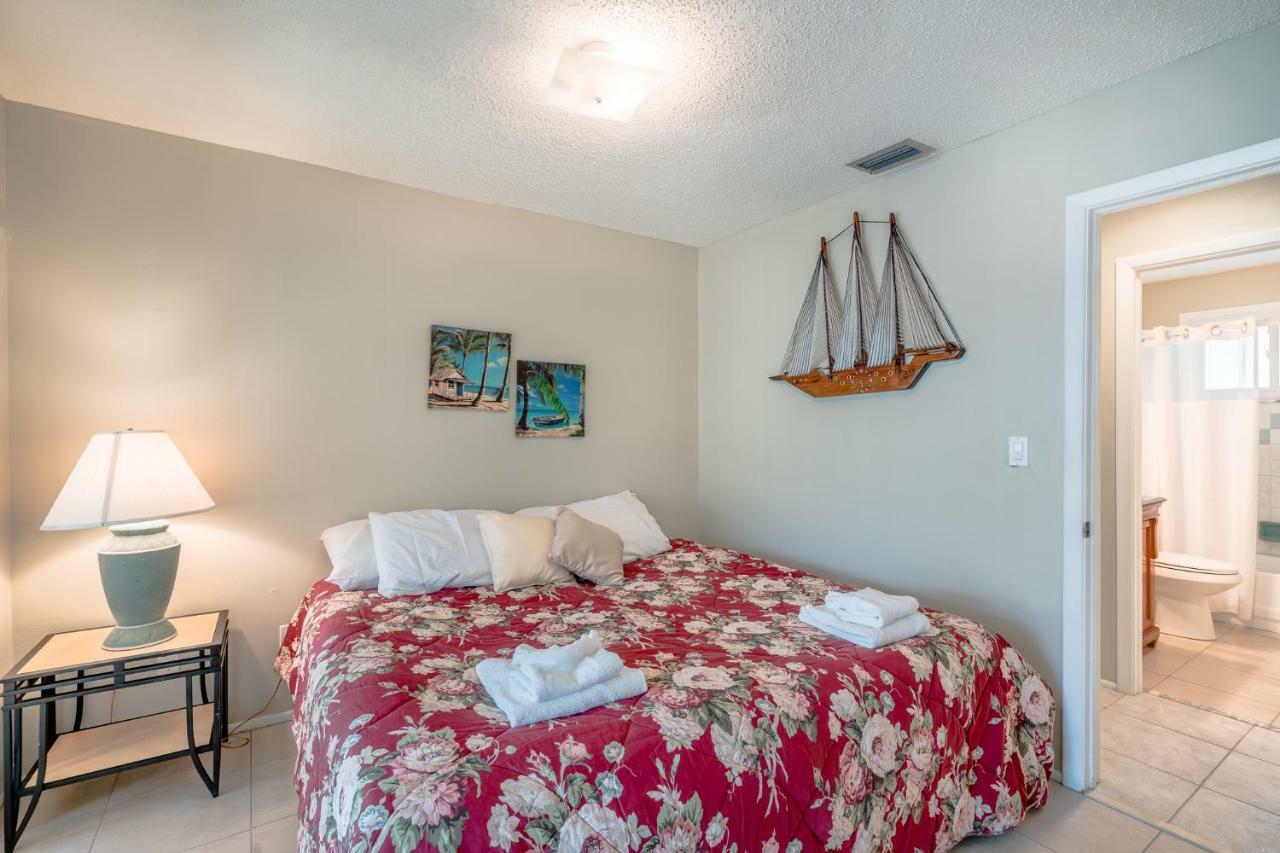 Shore Haven Unit 5A, 2 Bedroom, WIFI, Gulf View, Sleeps 4 Clearwater Beach Buitenkant foto